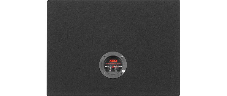 XE 12 back wide